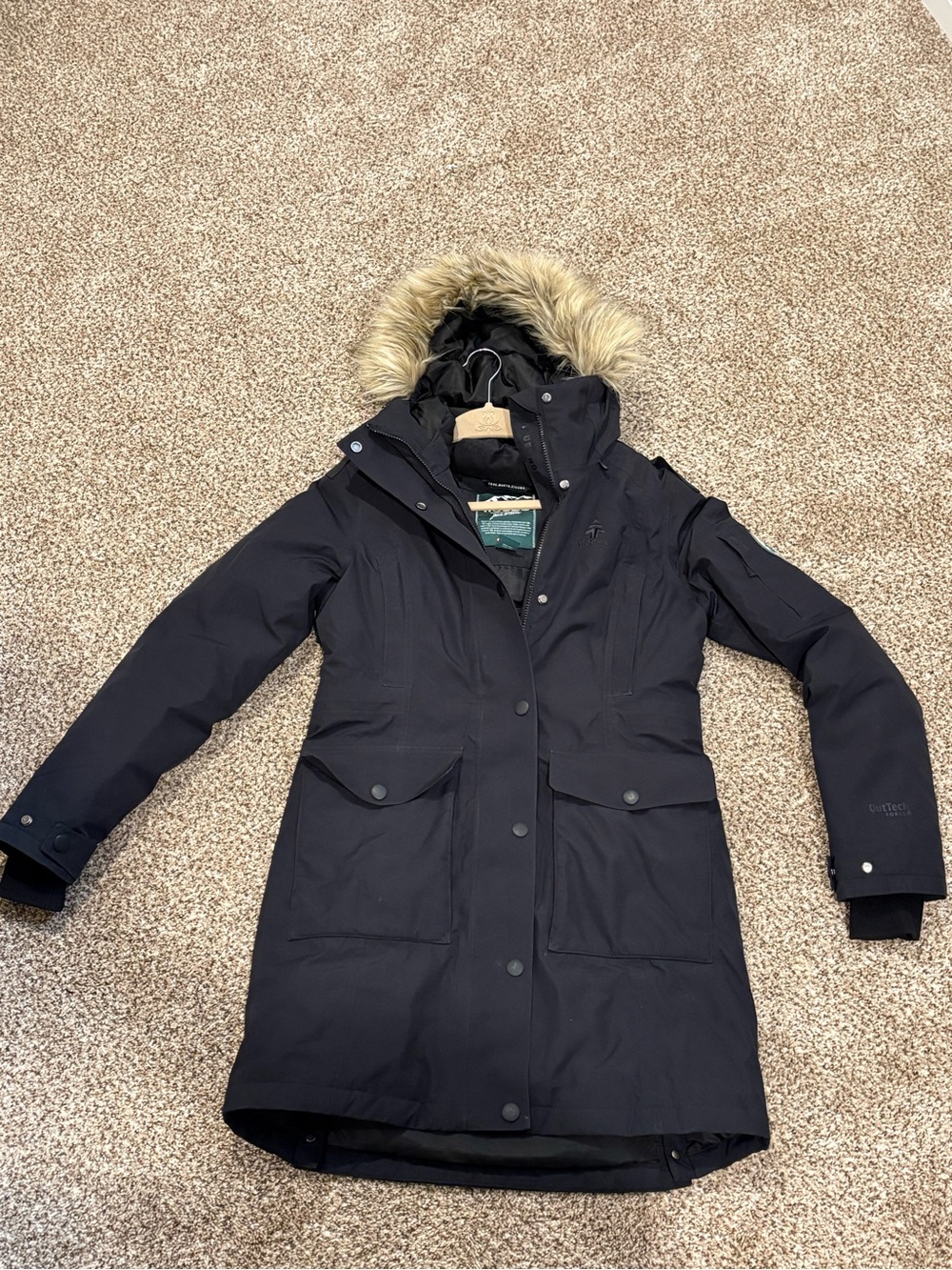 Women’s Black Ski Parka with Faux-Fur Hood
